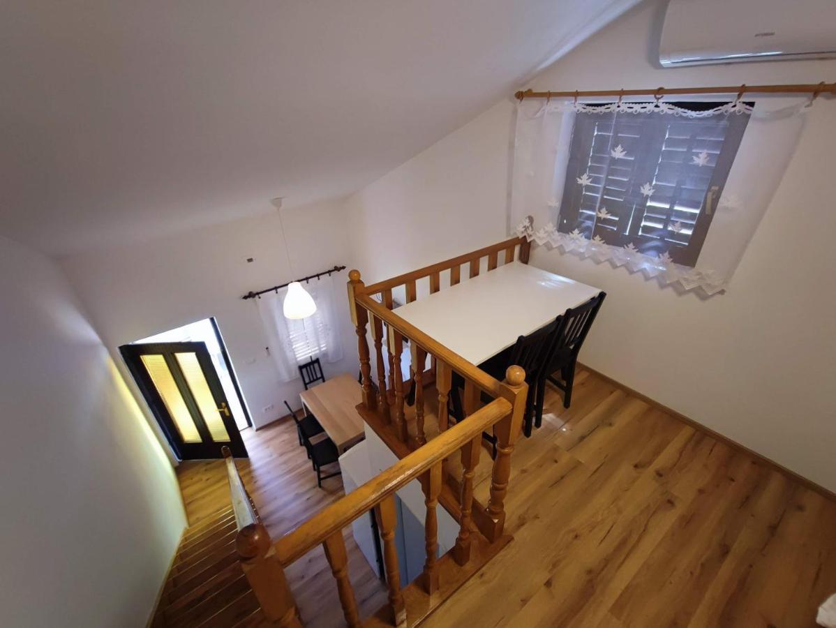 Apartments Frank Шіло Екстер'єр фото